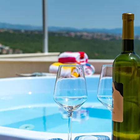 Vistas - Luxury