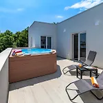 Vistas - Luxury Apartamento *
