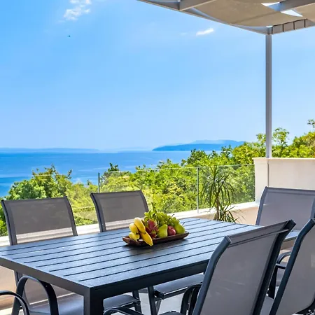 Vistas - Luxury Apartment