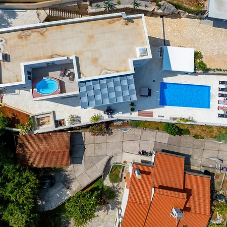 Vistas - Luxury *