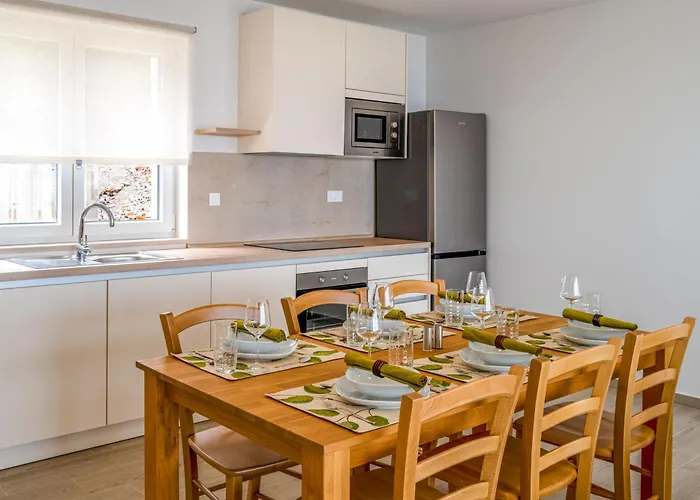 Apartment Vistas - Luxury