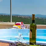 Vistas - Luxury Οπατία