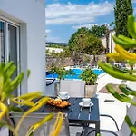 Vistas - Luxury